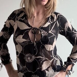 The Limited‎ Silk Floral Print Notch Neck 100% Silk Flowy Fit Top Size Small